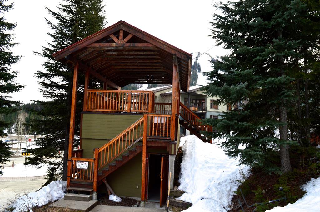 Red Shutter Inn Rossland Extérieur photo