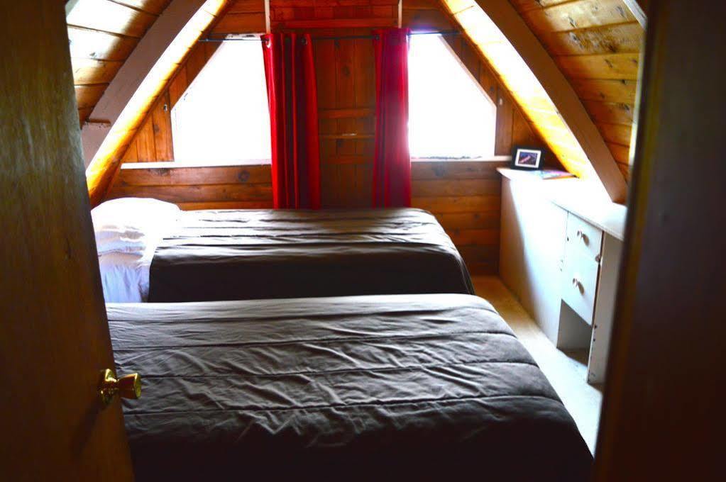 Red Shutter Inn Rossland Extérieur photo