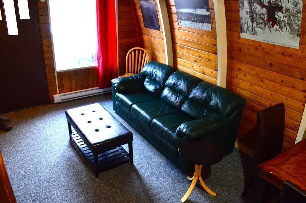 Red Shutter Inn Rossland Extérieur photo